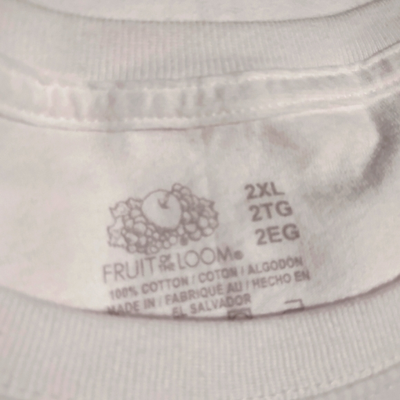 🟢 Fruit of the loom tee - Picture 3 of 3